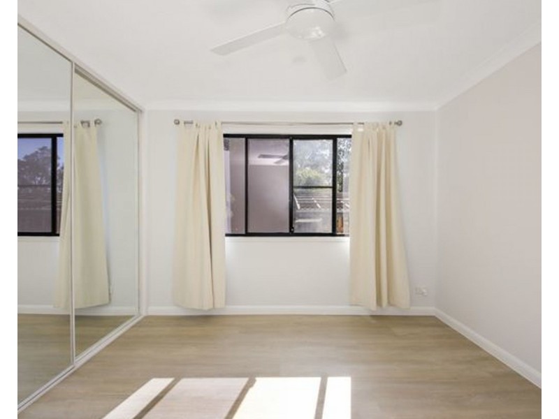 8 O’Connell Parade, Wellington Point QLD 4160