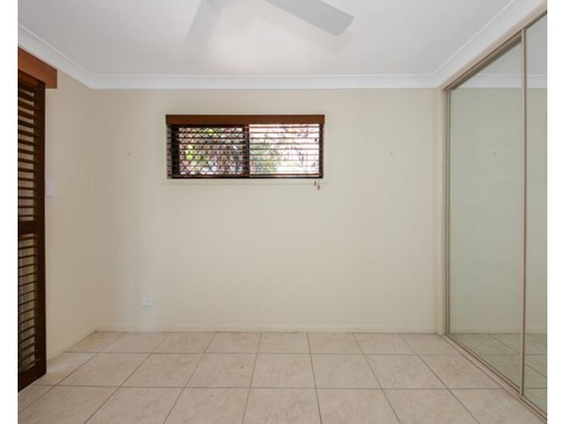 8 O’Connell Parade, Wellington Point QLD 4160