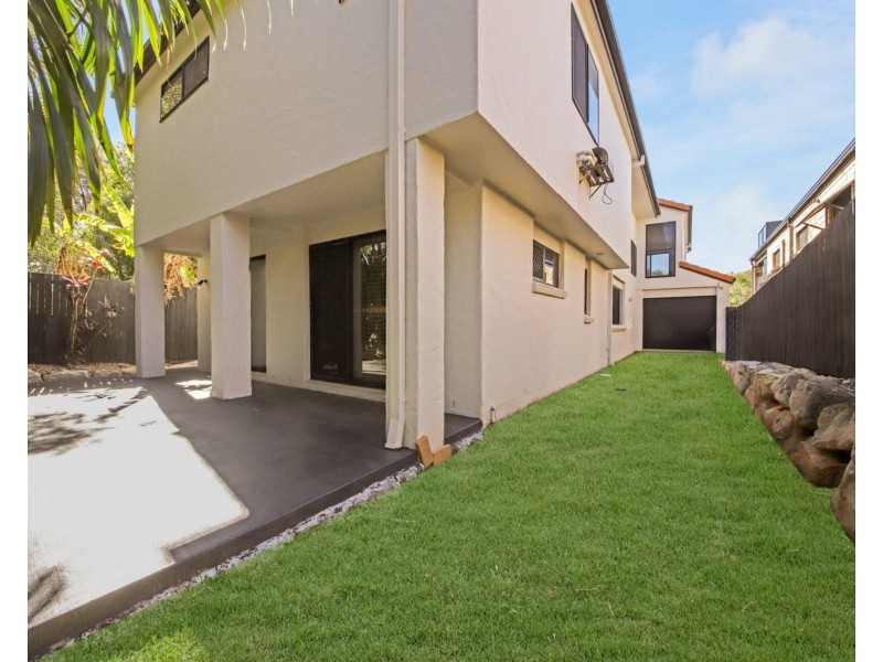 8 O’Connell Parade, Wellington Point QLD 4160