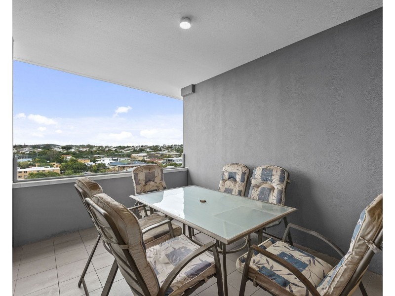 1078/123 Cavendish Road, Coorparoo QLD 4151