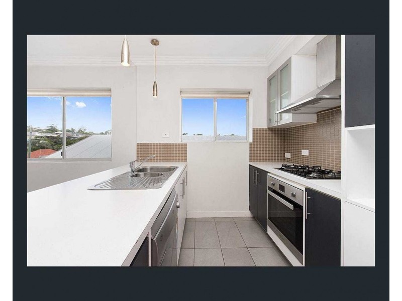 2/17 Frederick Street, Annerley QLD 4103