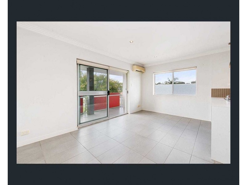 2/17 Frederick Street, Annerley QLD 4103