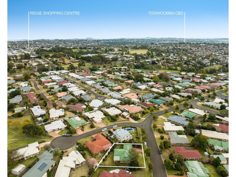 35 Dandelion Drive, Middle Ridge QLD 4350