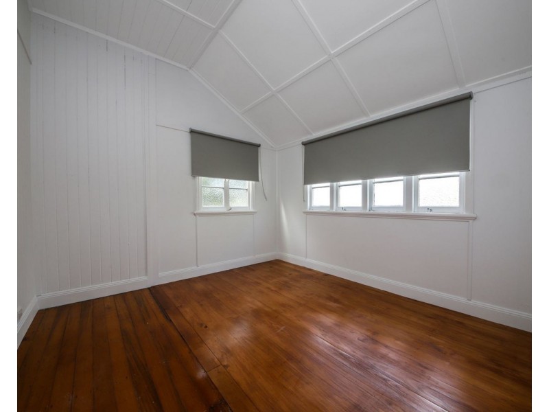 112 Gray Road, West End QLD 4101
