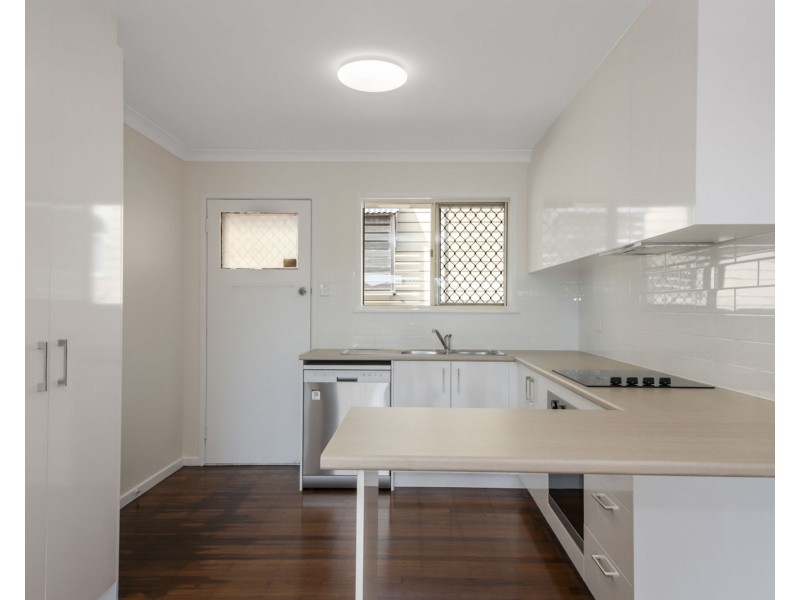 2/164 Thynne Road, Morningside QLD 4170