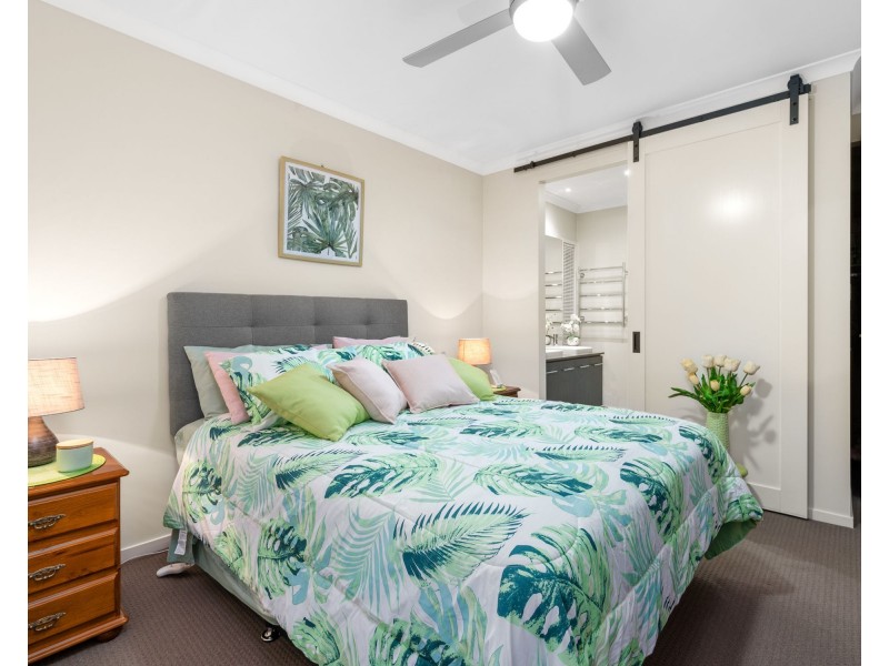 18 Basil Street, Springfield Lakes QLD 4300