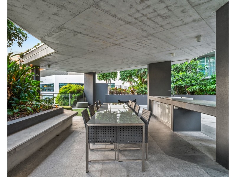 508/30 Festival Place, Newstead QLD 4006