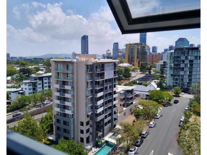 1017/188 Shafston Avenue, Kangaroo Point QLD 4169