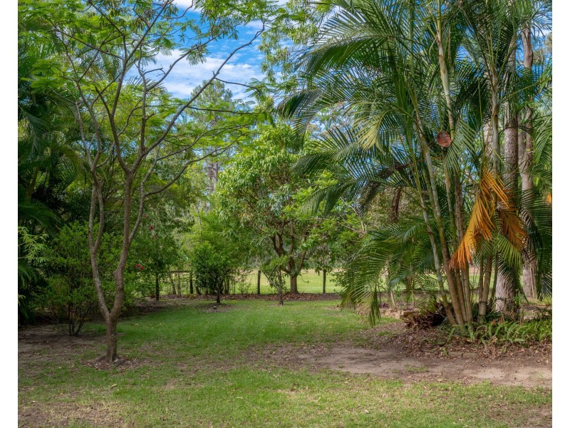 30 Levy Road, Elimbah QLD 4516