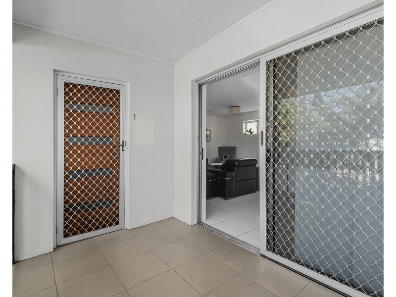 1/22 Redfern Street, Woolloongabba QLD 4102