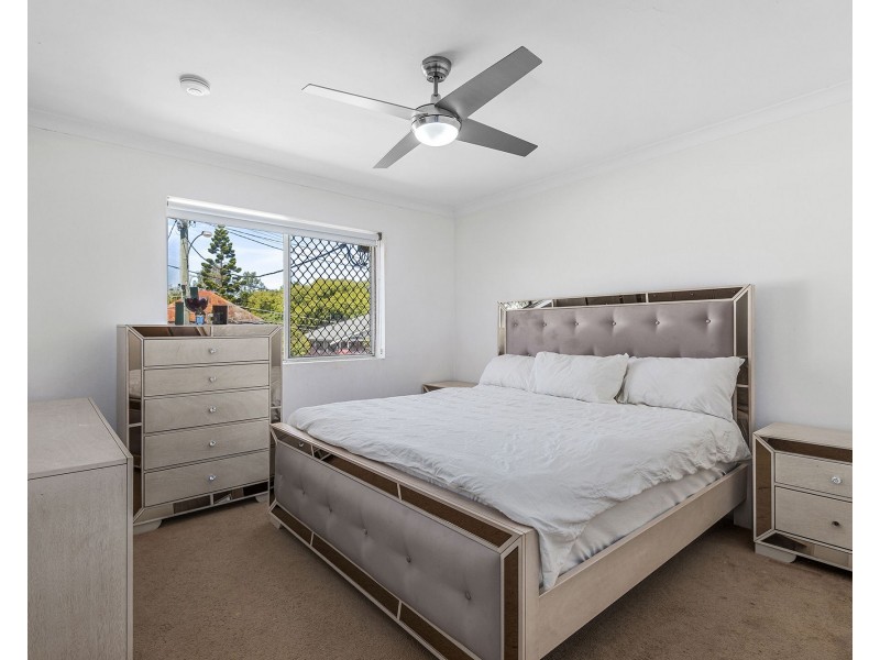 1/22 Redfern Street, Woolloongabba QLD 4102