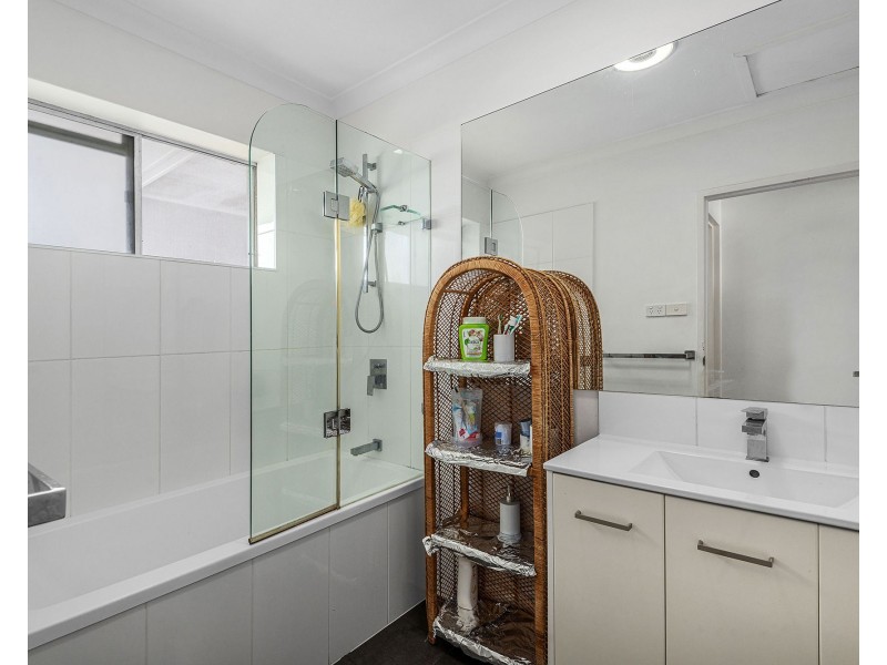 1/22 Redfern Street, Woolloongabba QLD 4102