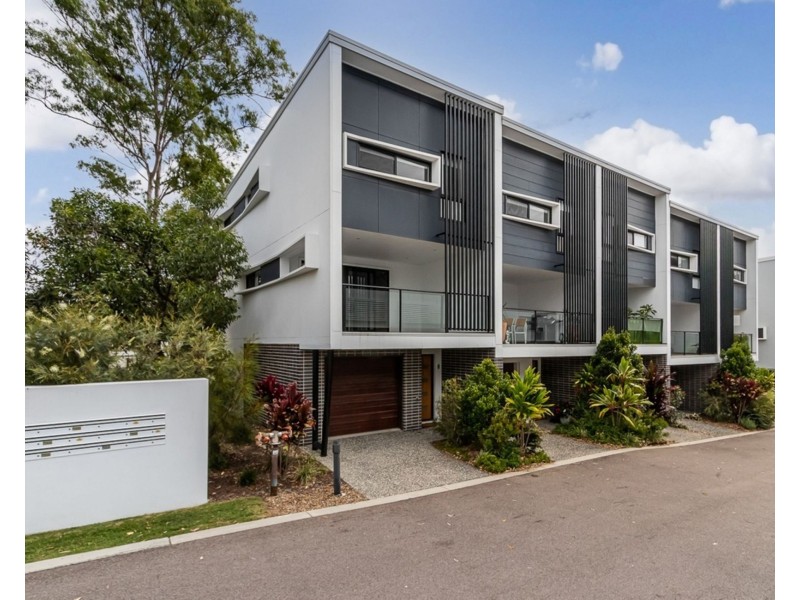 5/6 Tallowwood Street, Seven Hills QLD 4170