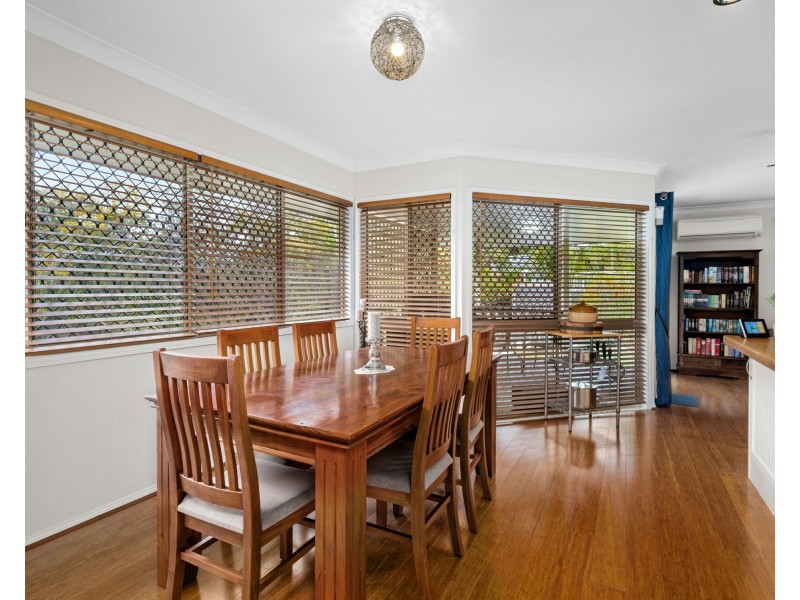 4 Fortrose Place, Ferny Grove QLD 4055