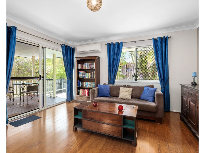 4 Fortrose Place, Ferny Grove QLD 4055