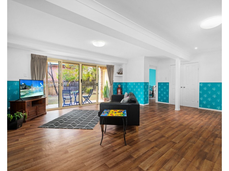 4 Fortrose Place, Ferny Grove QLD 4055