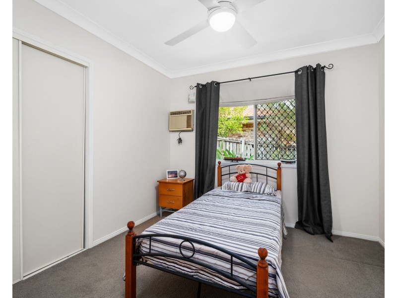 4 Fortrose Place, Ferny Grove QLD 4055