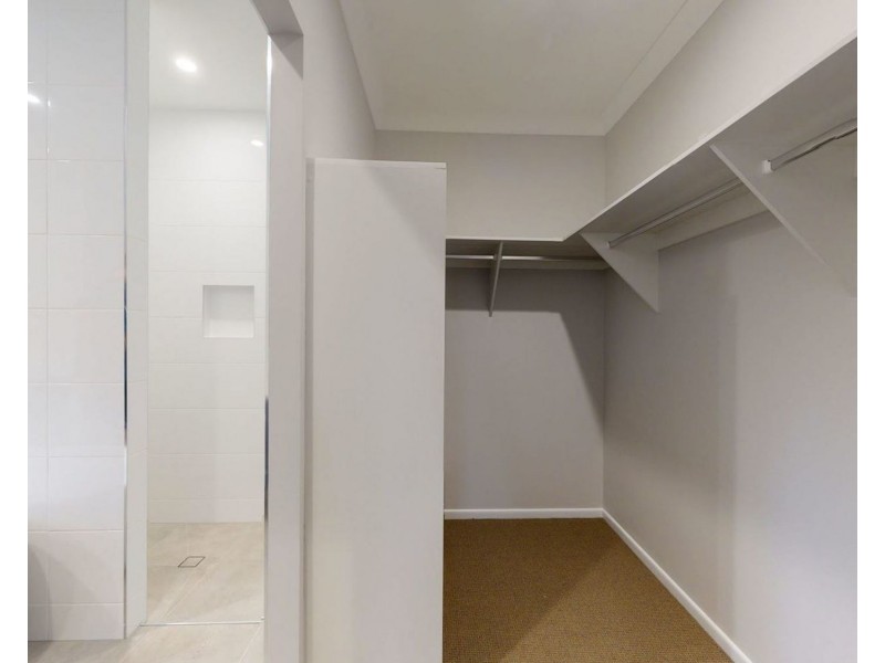 21 Carbethon Street, Manly West QLD 4179