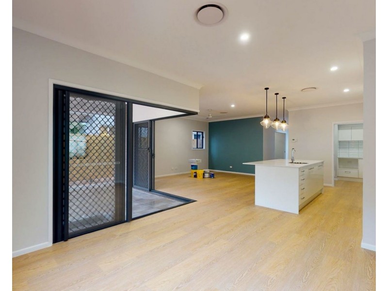 21 Carbethon Street, Manly West QLD 4179