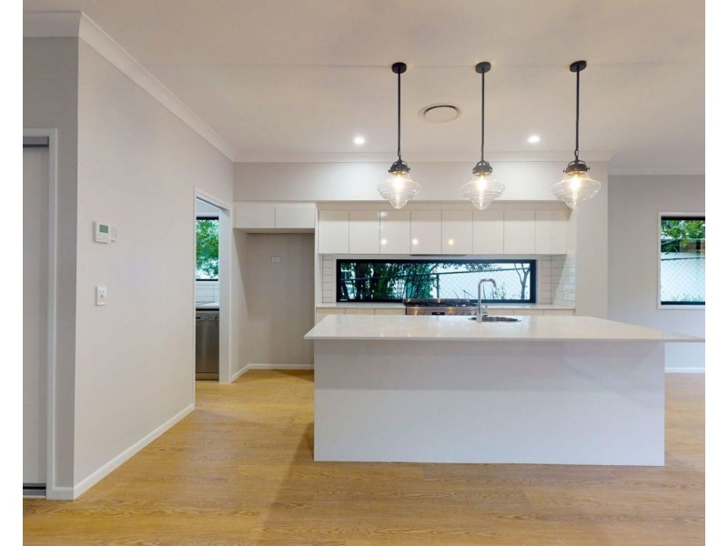 21 Carbethon Street, Manly West QLD 4179