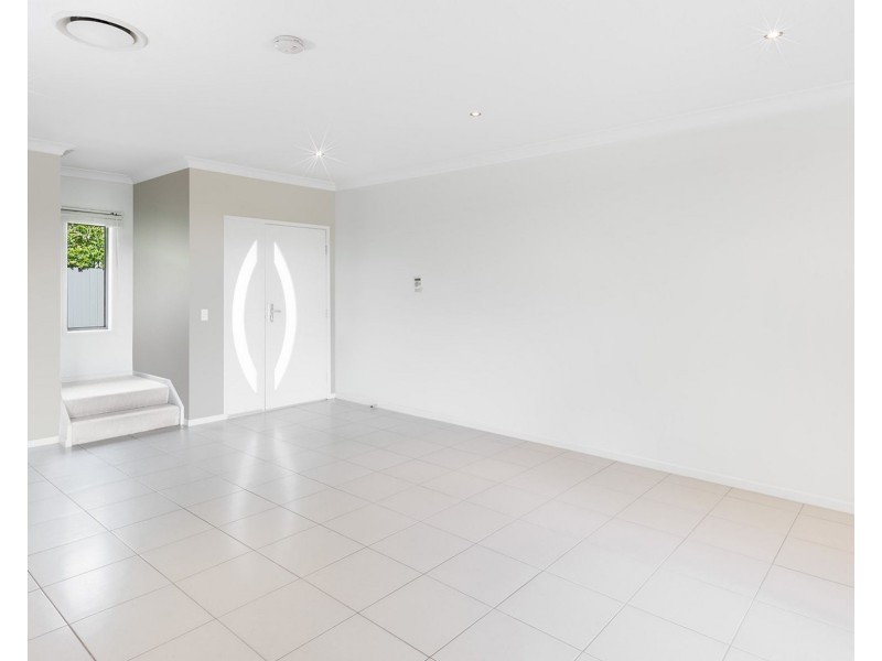 10/265 Cavendish Road, Coorparoo QLD 4151
