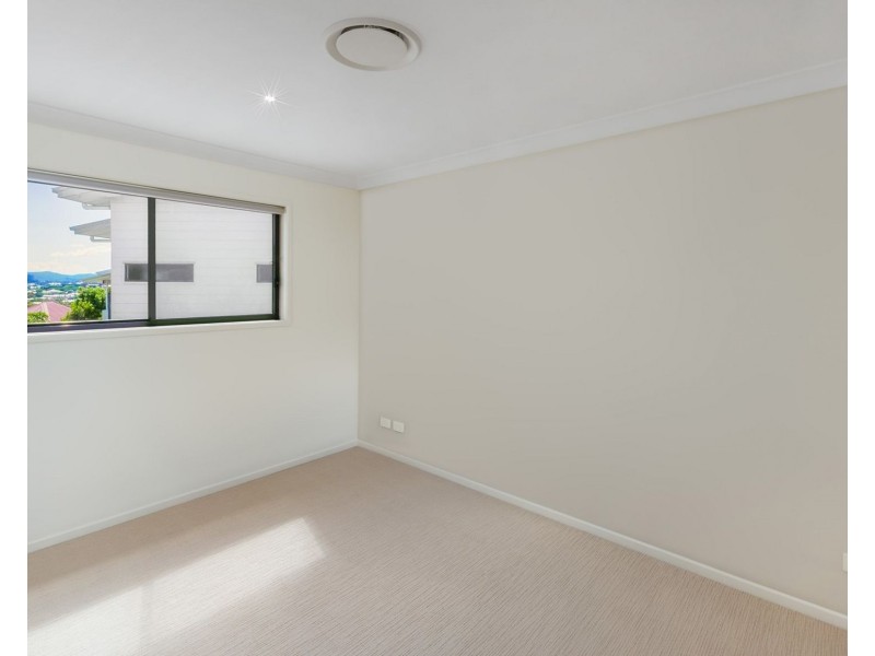 10/265 Cavendish Road, Coorparoo QLD 4151
