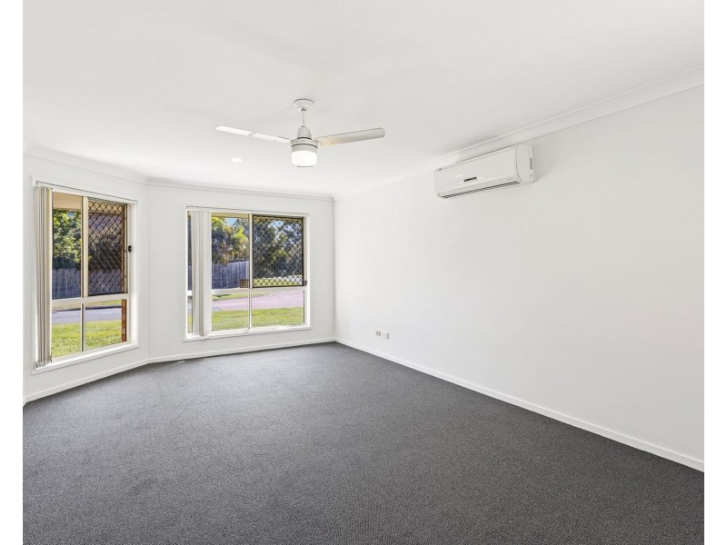 4 Creekside Circuit, Victoria Point QLD 4165