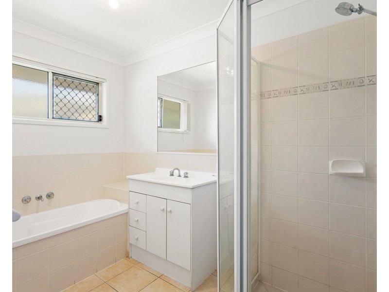 4 Creekside Circuit, Victoria Point QLD 4165