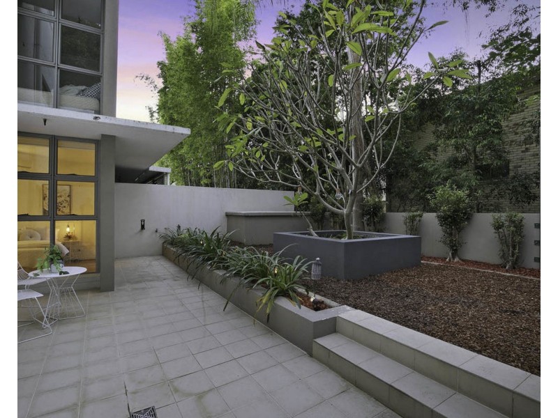101/18 Paradise Street, Highgate Hill QLD 4101