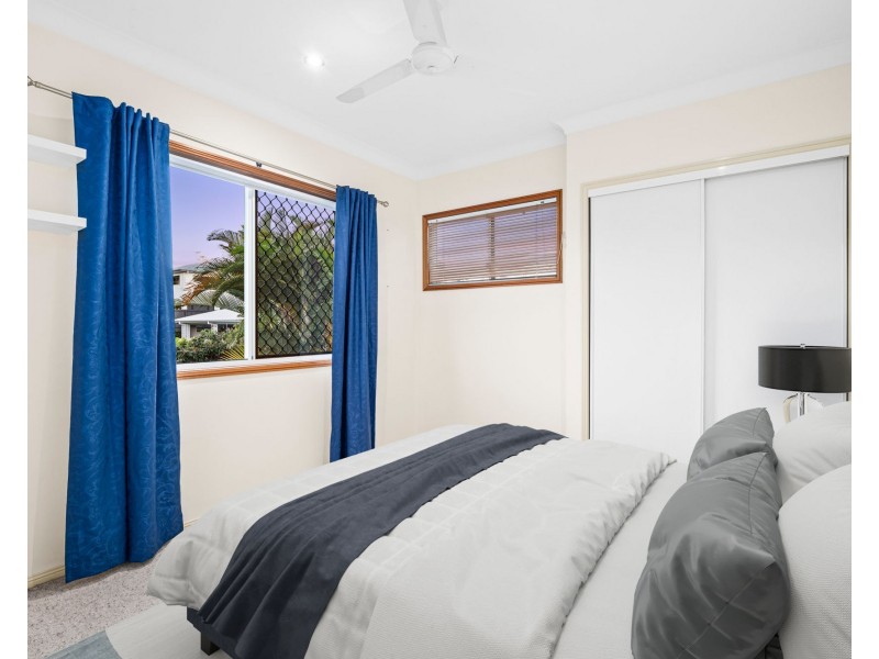 83 Clara Street, Camp Hill QLD 4152