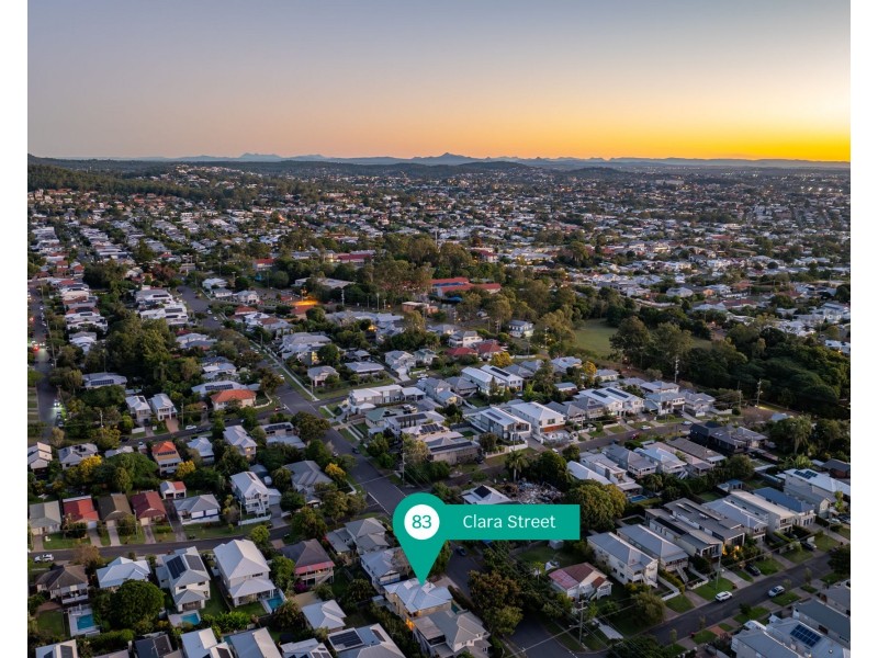 83 Clara Street, Camp Hill QLD 4152