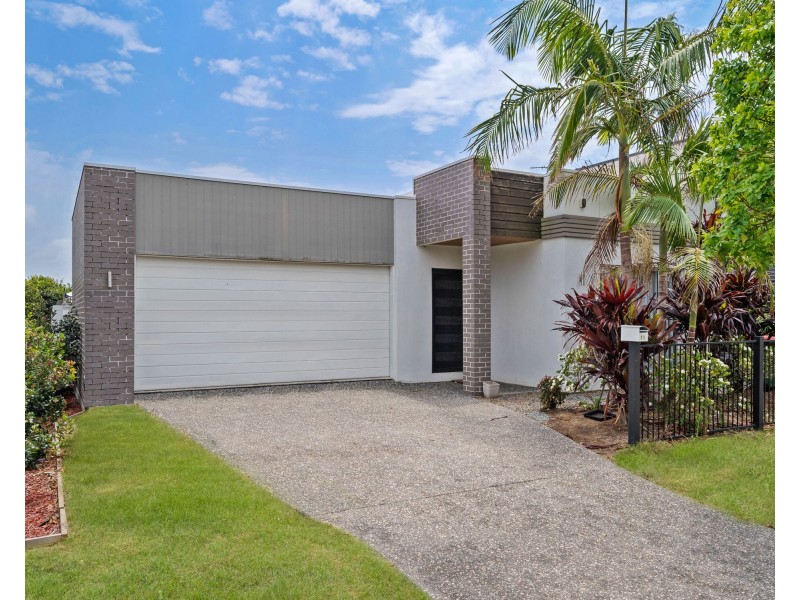 11 Seawater Street, Thornlands QLD 4164