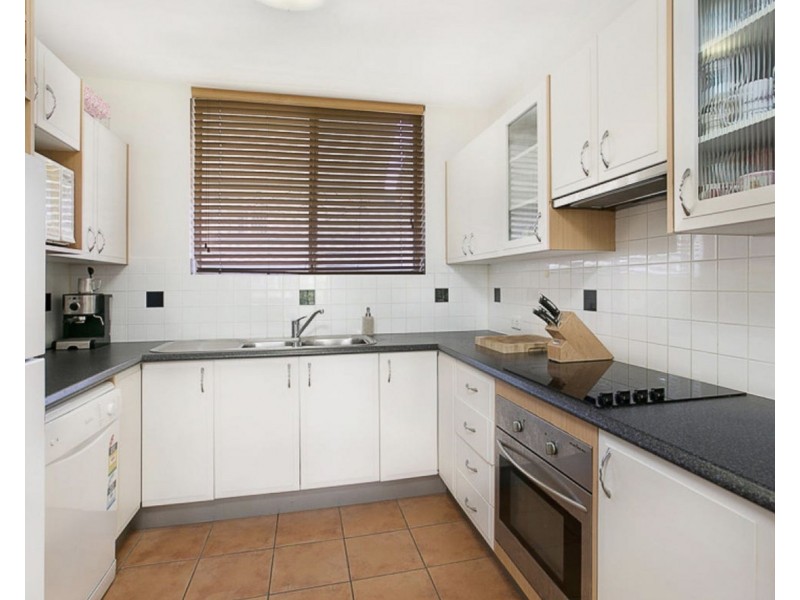 3/75 Jellicoe Street, Coorparoo QLD 4151