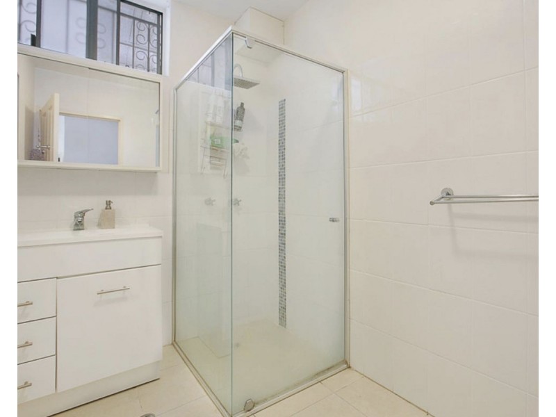 3/75 Jellicoe Street, Coorparoo QLD 4151