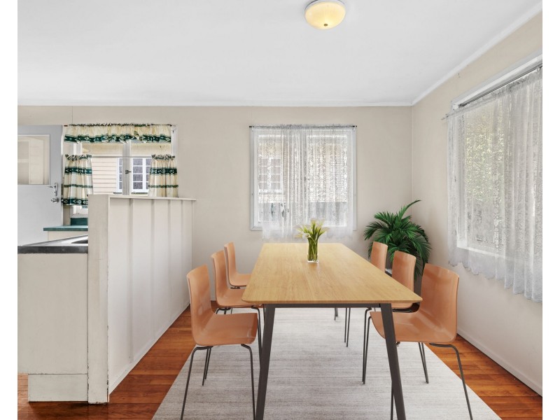 46 Barter Avenue, Holland Park QLD 4121