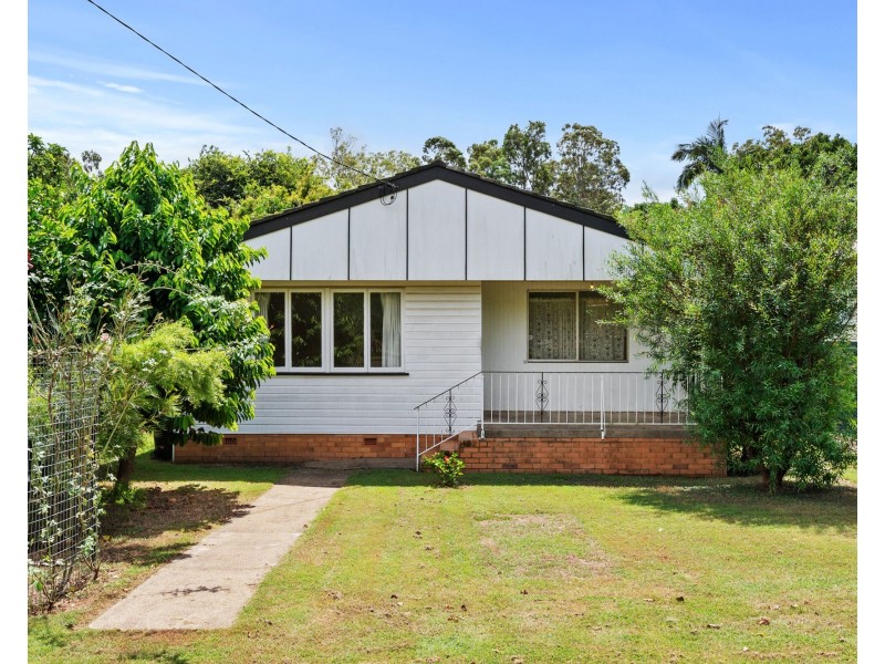 46 Barter Avenue, Holland Park QLD 4121