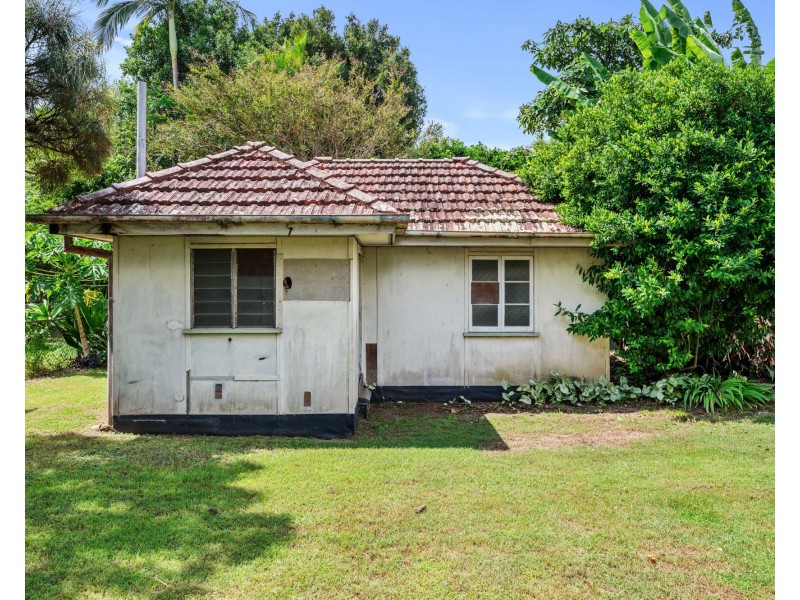 46 Barter Avenue, Holland Park QLD 4121