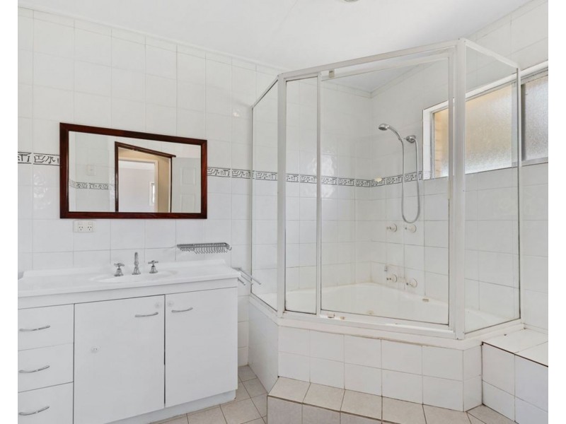 4 Kenneth Street, Capalaba QLD 4157