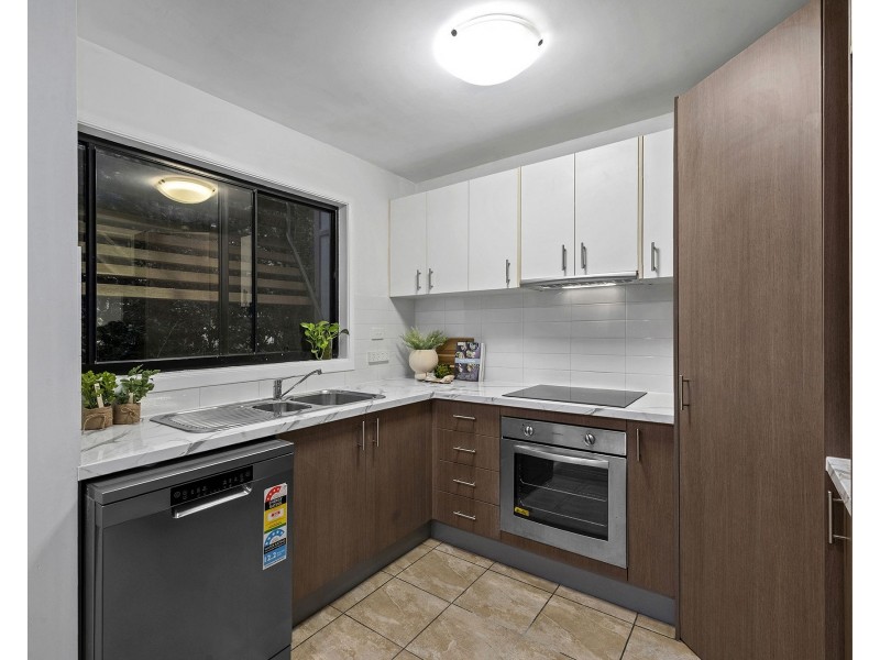 11/9 Talbot Street, Coorparoo QLD 4151