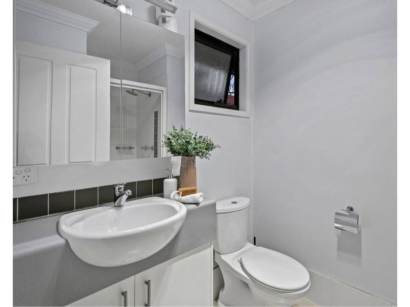 11/9 Talbot Street, Coorparoo QLD 4151