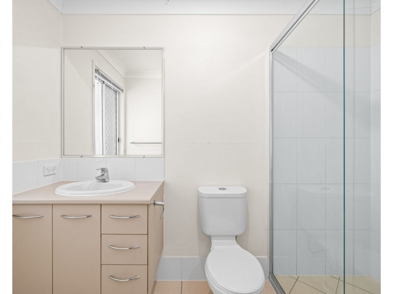 17 Whipbird Circuit, Victoria Point QLD 4165