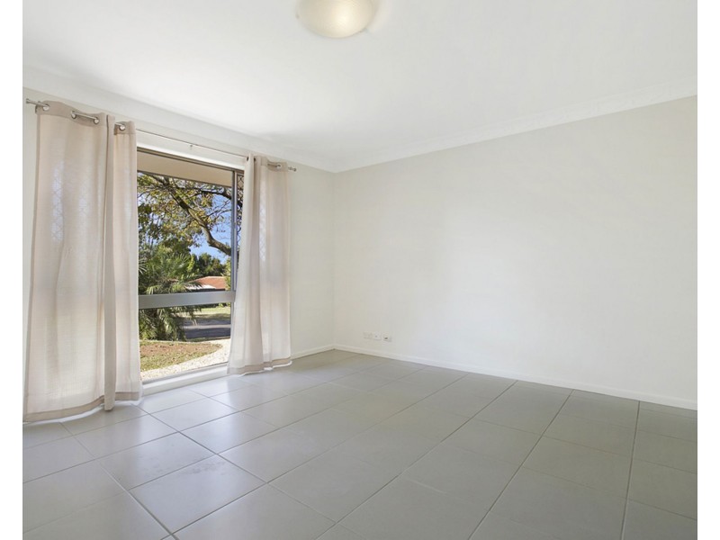 9 Helemon Street, Belmont QLD 4153