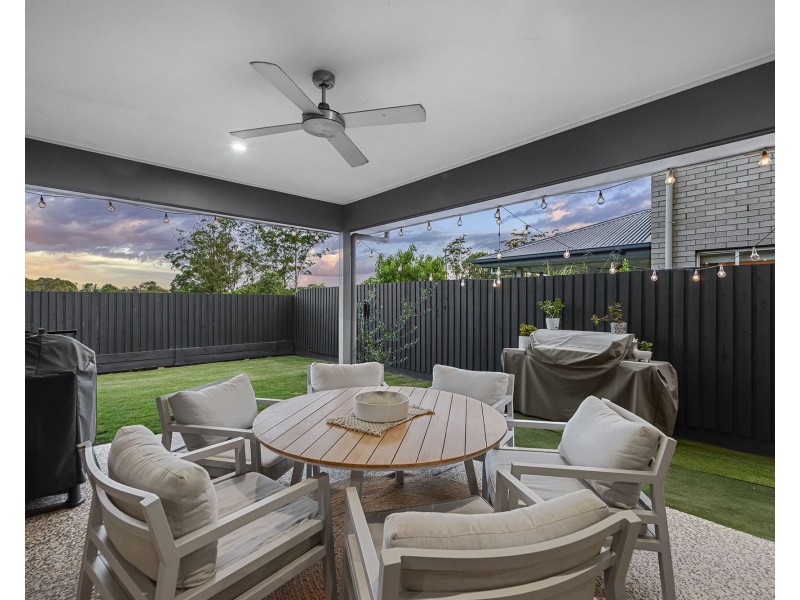 60 Majestic Crescent, Hemmant QLD 4174