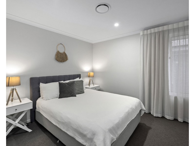 60 Majestic Crescent, Hemmant QLD 4174