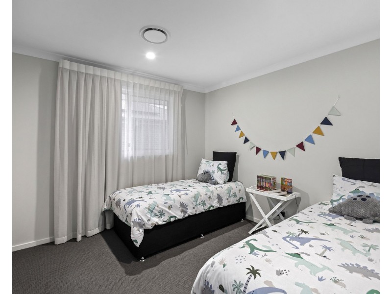 60 Majestic Crescent, Hemmant QLD 4174