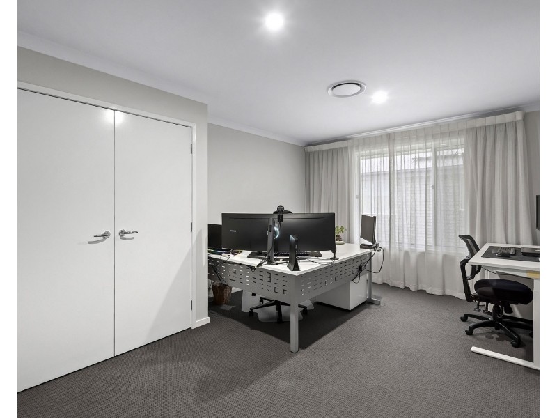 60 Majestic Crescent, Hemmant QLD 4174