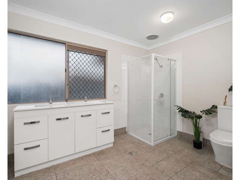 29 Wren Court, Birkdale QLD 4159