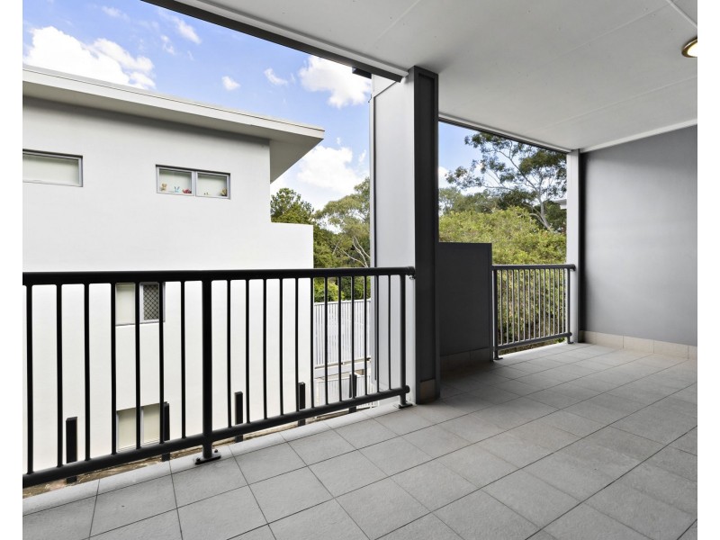 11/108 Nicholson Street, Greenslopes QLD 4120