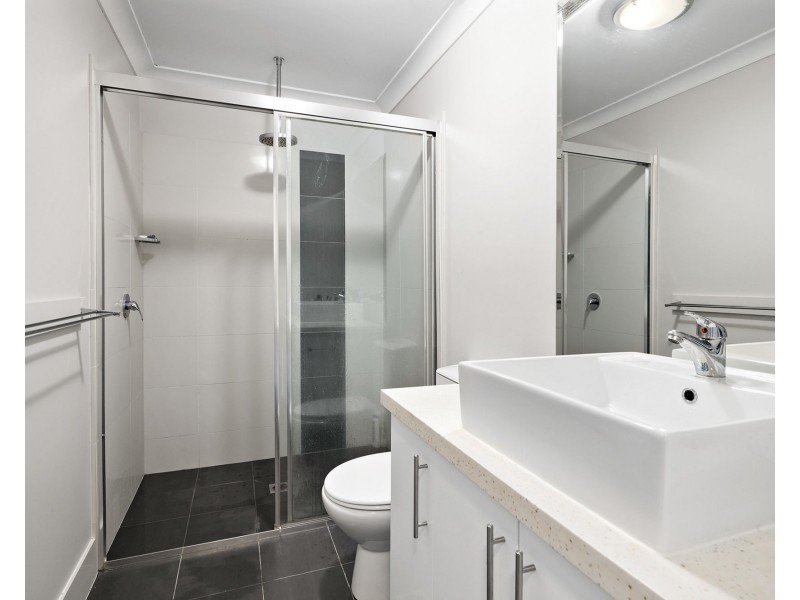 11/108 Nicholson Street, Greenslopes QLD 4120