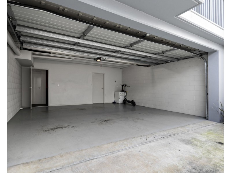 11/108 Nicholson Street, Greenslopes QLD 4120